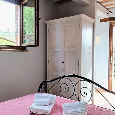 Villa Il Rigogolo - Private Pool - 10 Guests - Panoramic Marche Hills *